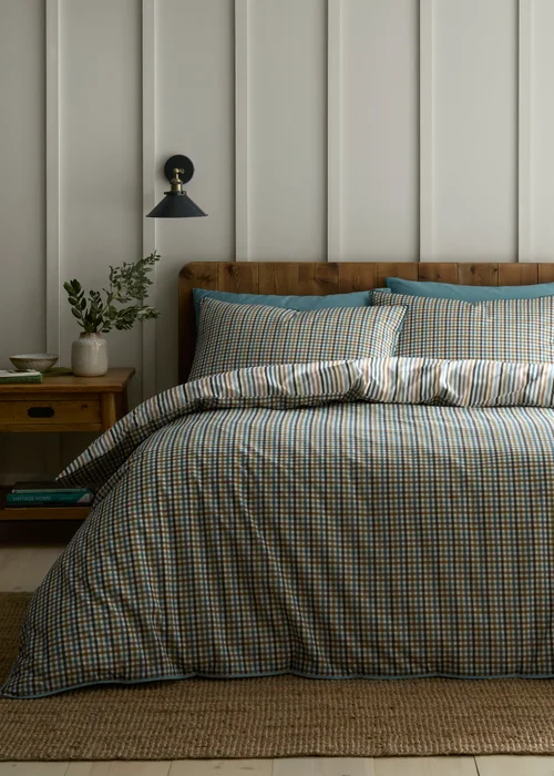 Appletree Micro Check Reversible Green Duvet Cover Set - Double Image 1