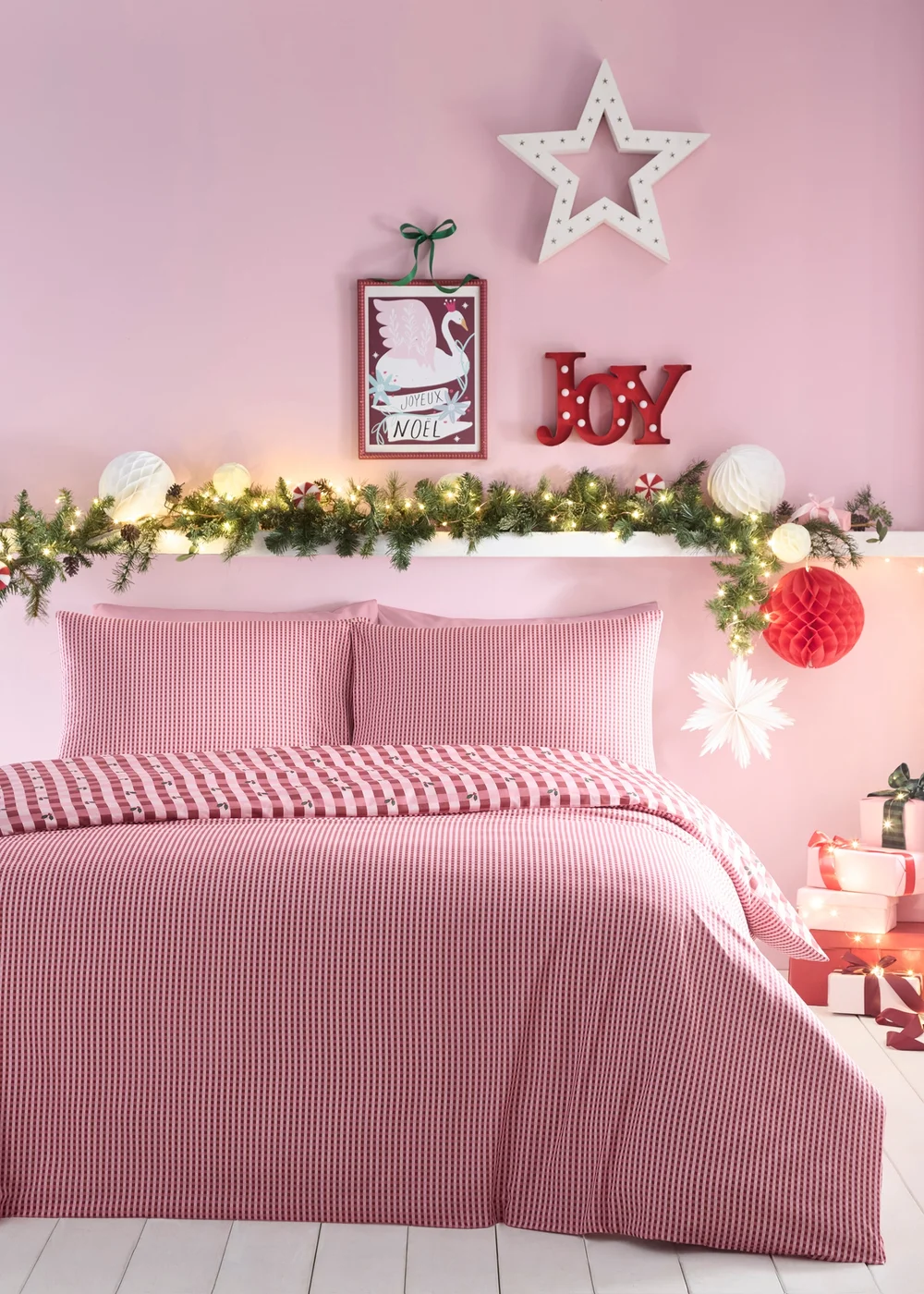 Fusion Holly Gingham Reversible Red Duvet Cover Set - Single Image 4