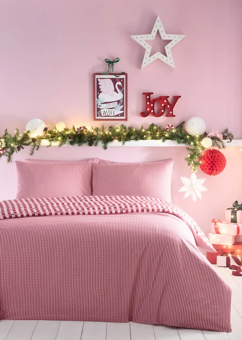 Fusion Holly Gingham Reversible Red Duvet Cover Set - Single Image 4