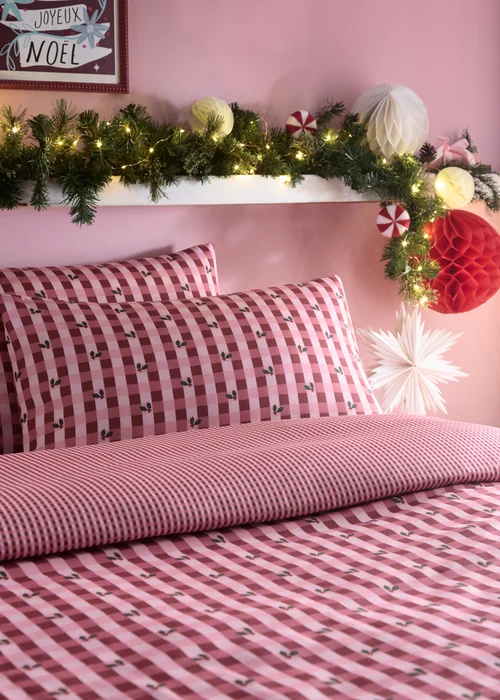 Fusion Holly Gingham Reversible Red Duvet Cover Set - Single Image 2