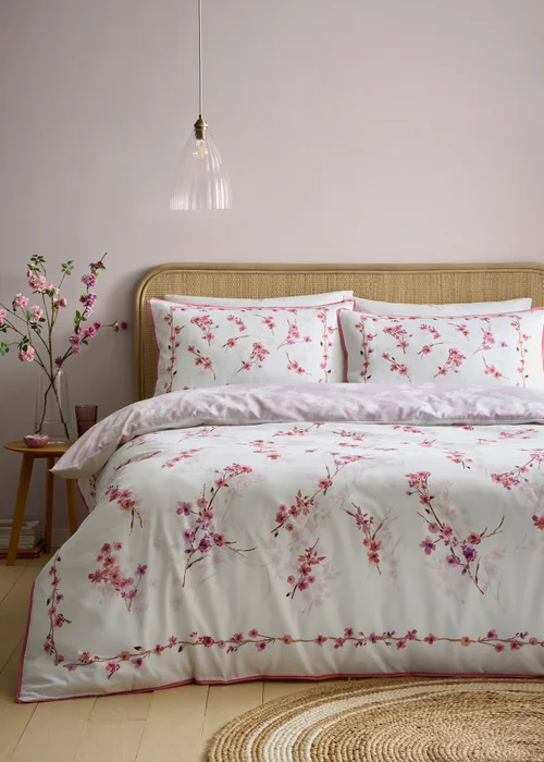 Appletree Blossom Flower Reversible Berry Duvet Cover Set - Double Image 1