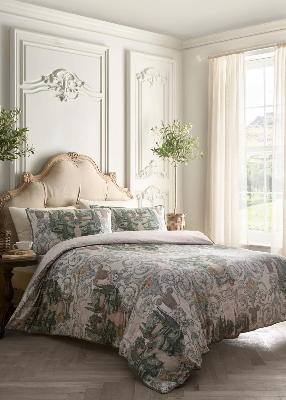 Laurence Llewelyn-Bowen Tuscan Garden Reversible Green Duvet Cover Set - Double Image 1