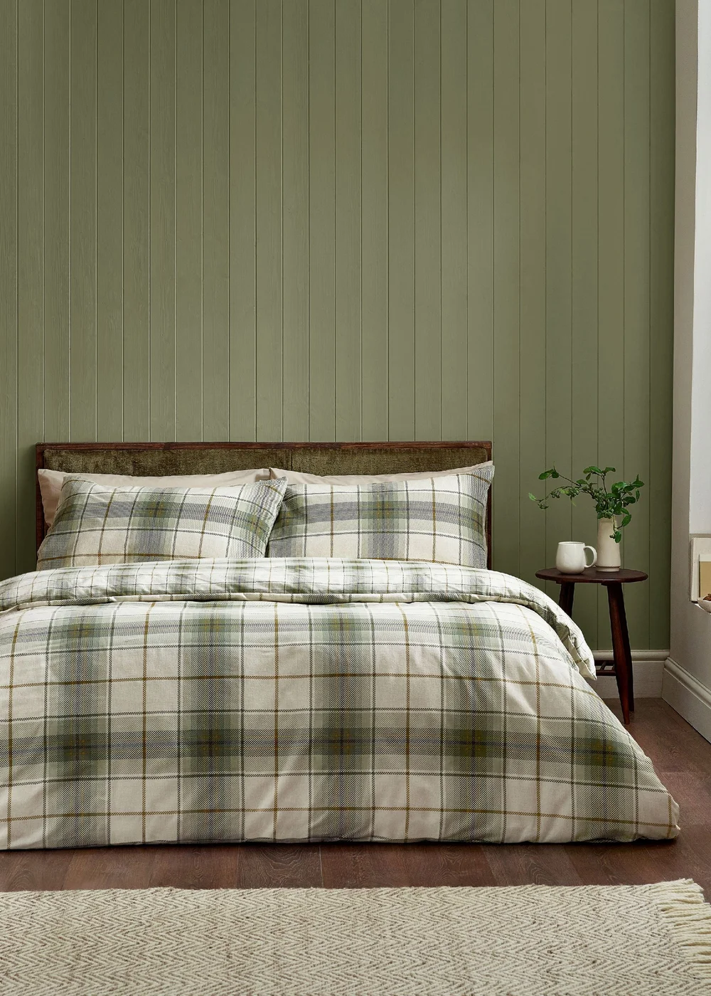 Catherine Lansfield Brushed Troon Check Duvet Cover Set Green - Single Image 1