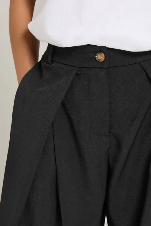 PixieGirl Petite Black Wrap Pleated Wide Leg Trousers - 8/L27 Image 4