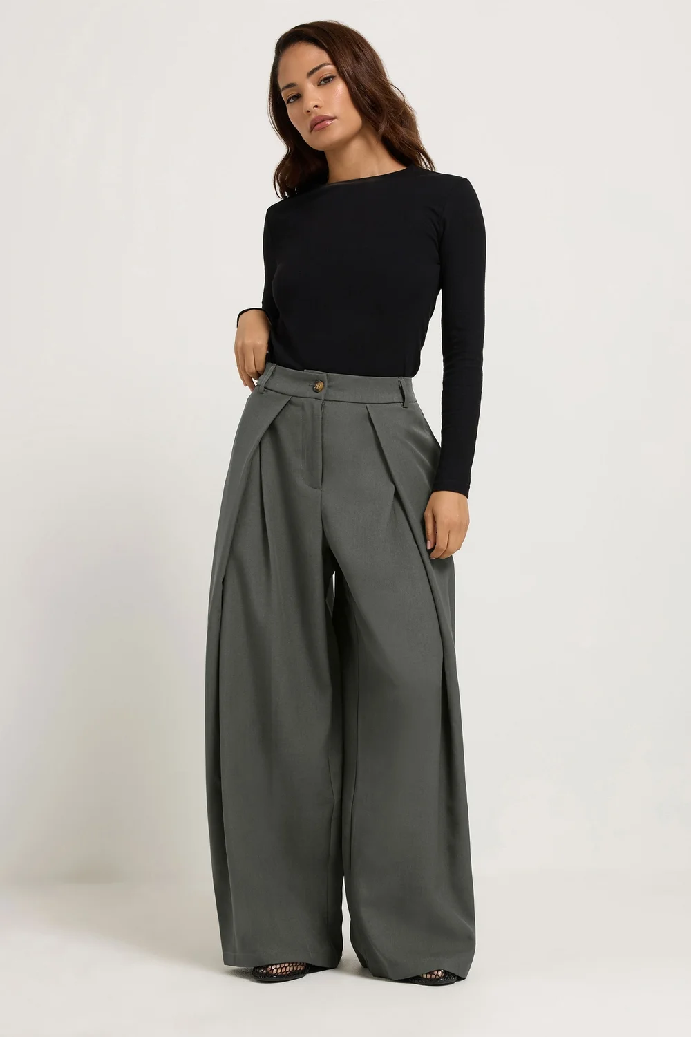 PixieGirl Petite Grey Wrap Pleated Wide Leg Trousers - 14/L27 Image 1