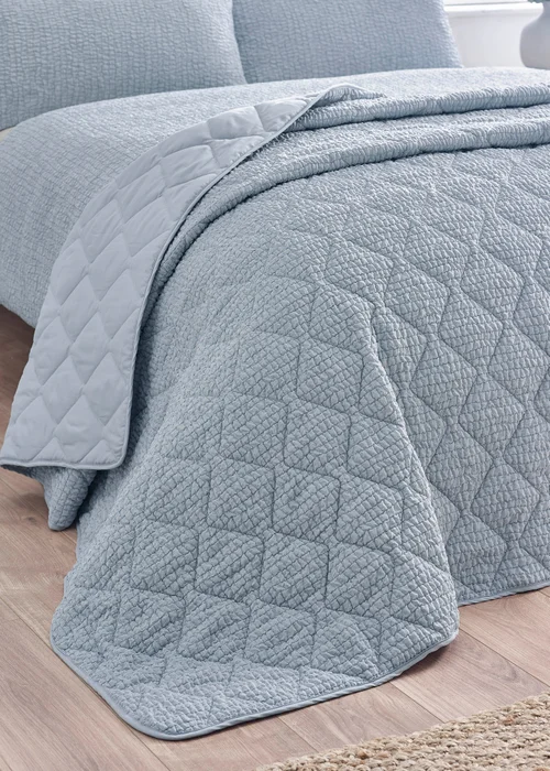 Catherine Lansfield Crinkle Seersucker Texture 220x220cm Bedspread Blue - One Size Image 1