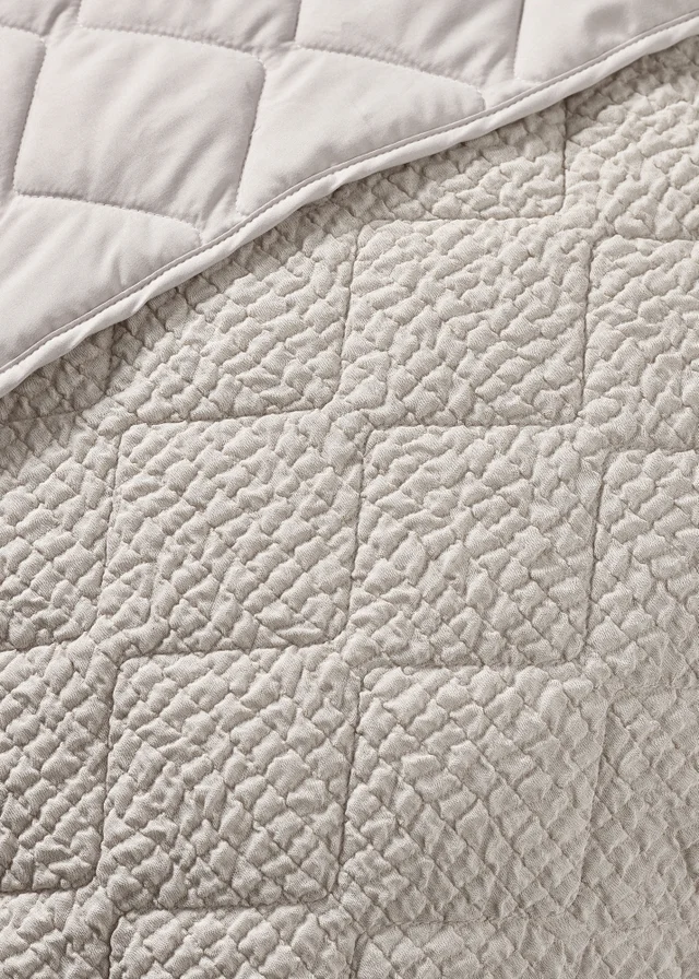 Catherine Lansfield Crinkle Seersucker Texture 220x220cm Bedspread Natural