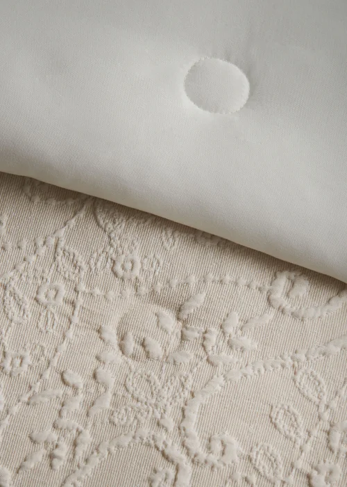 Catherine Lansfield Amelia Jacquard Bedspread Cream 220x230cm - One Size Image 3