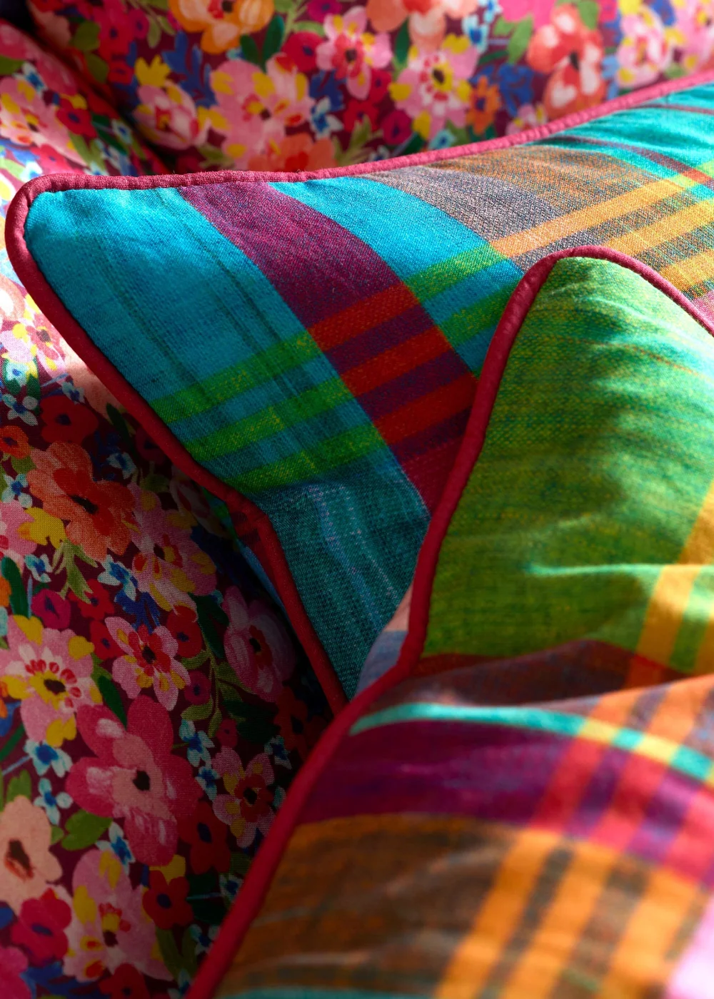 Sophie Robinson Wanderweave Ikat Check 100% Cotton Reversible Duvet Cover Set Bright - Single Image 4