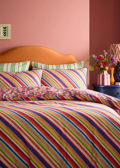 Sophie Robinson Darling Ditsy 100% Cotton Reversible Duvet Cover Set Bright - Single Image 2