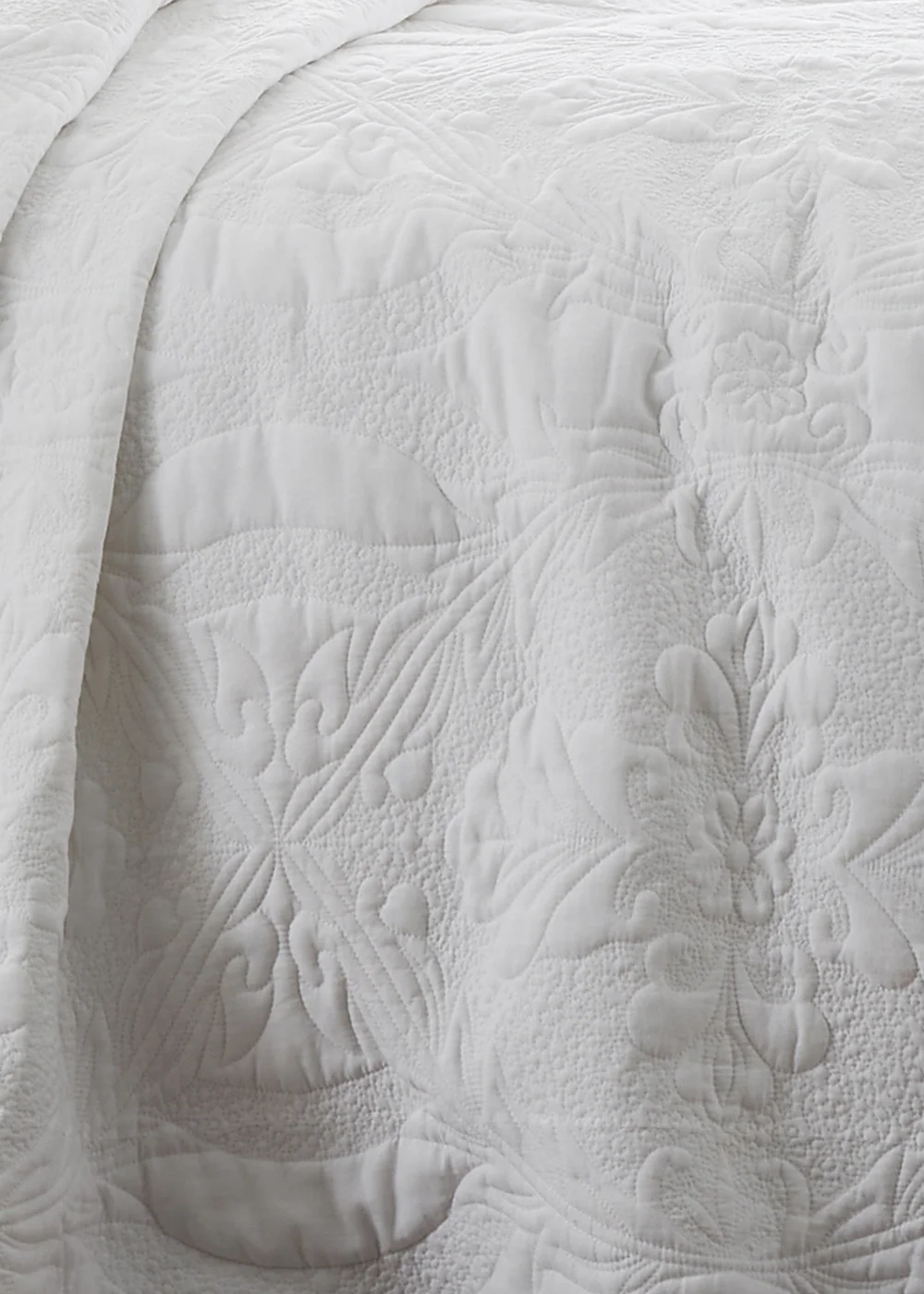 Bianca Fine Linens Marianne Matelasse 240x260cm Bedspread White - One Size Image 2