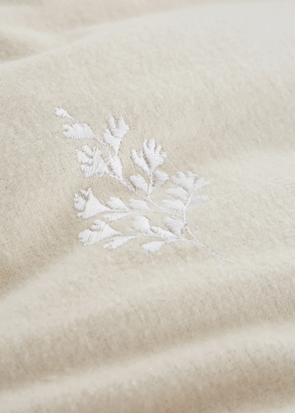 Bianca Fine Linens Brushed Embroidery Leaf Cotton Duvet Cover Set Natural - Single Image 5