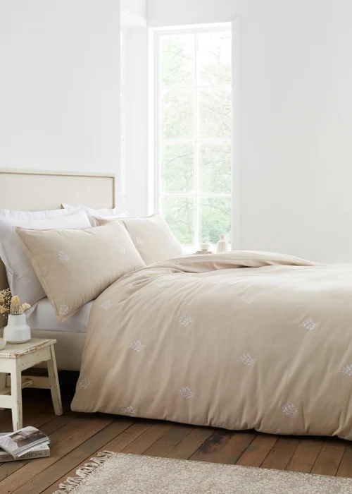 Bianca Fine Linens Brushed Embroidery Leaf Cotton Duvet Cover Set Natural - Single Image 1