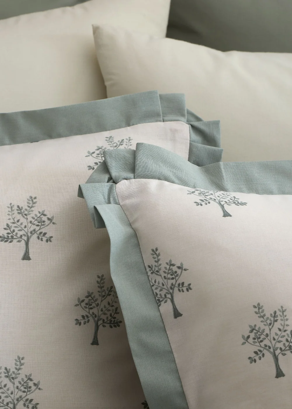 Emily Bond Dapplewood Trees 100% Cotton Reversible Duvet Cover Set Cream - Double Image 4