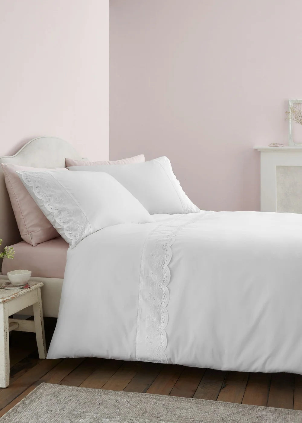 Bianca Fine Linens Elise Lace 200 Thread Count Cotton Duvet Cover Set White - Single Image 1