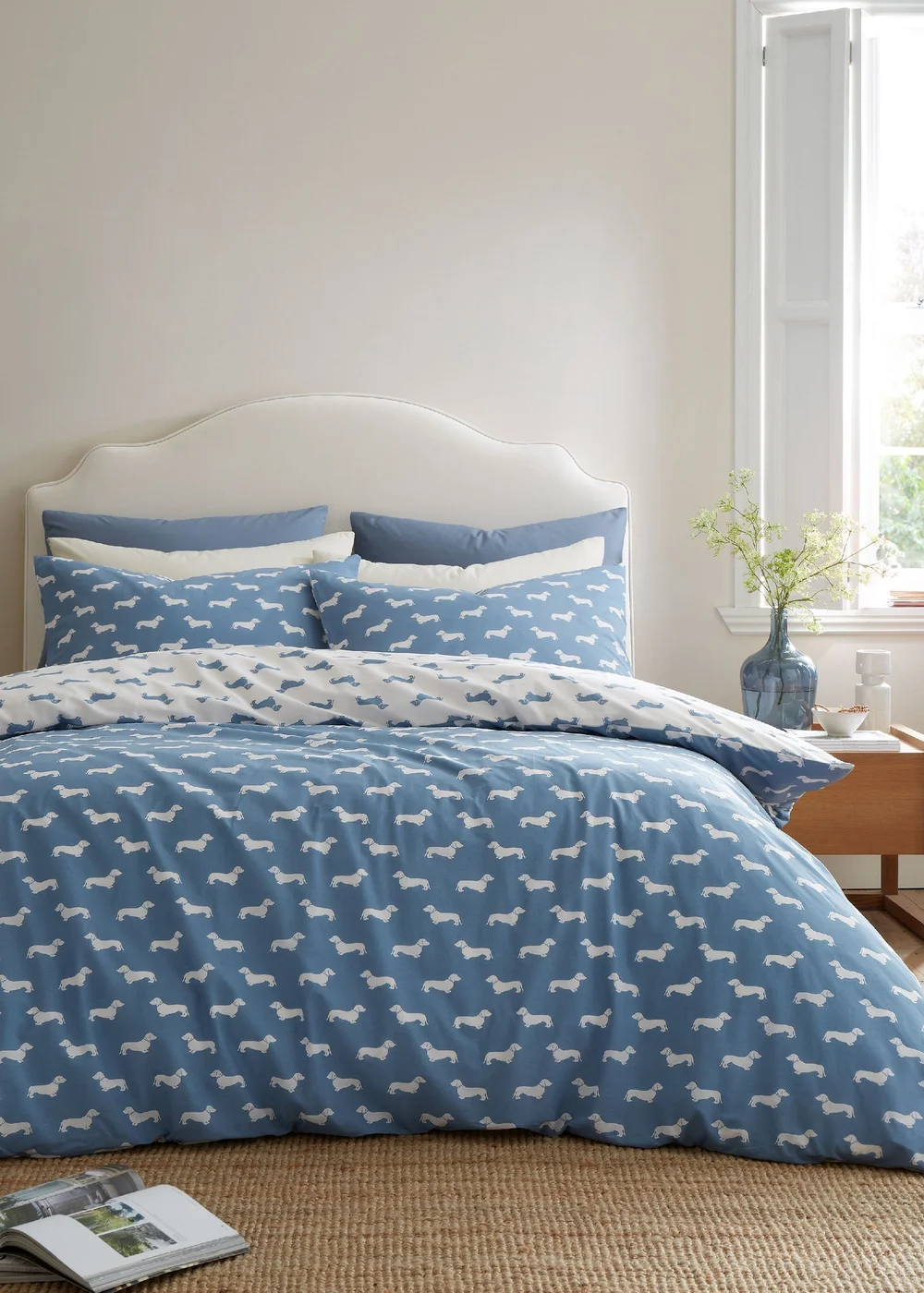 Emily Bond Peggy Dachshund 100% Cotton Reversible Duvet Cover Set Cream / Blue - Single Image 2