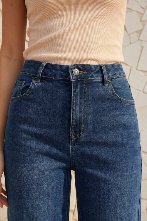 Roman Denim Wide Leg Stretch Jean - 10 Image 4