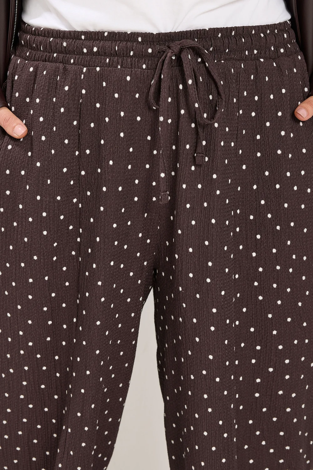 Yours Curve Chocolate Brown Polka Dot Barrel Trousers - 30-32 Image 4