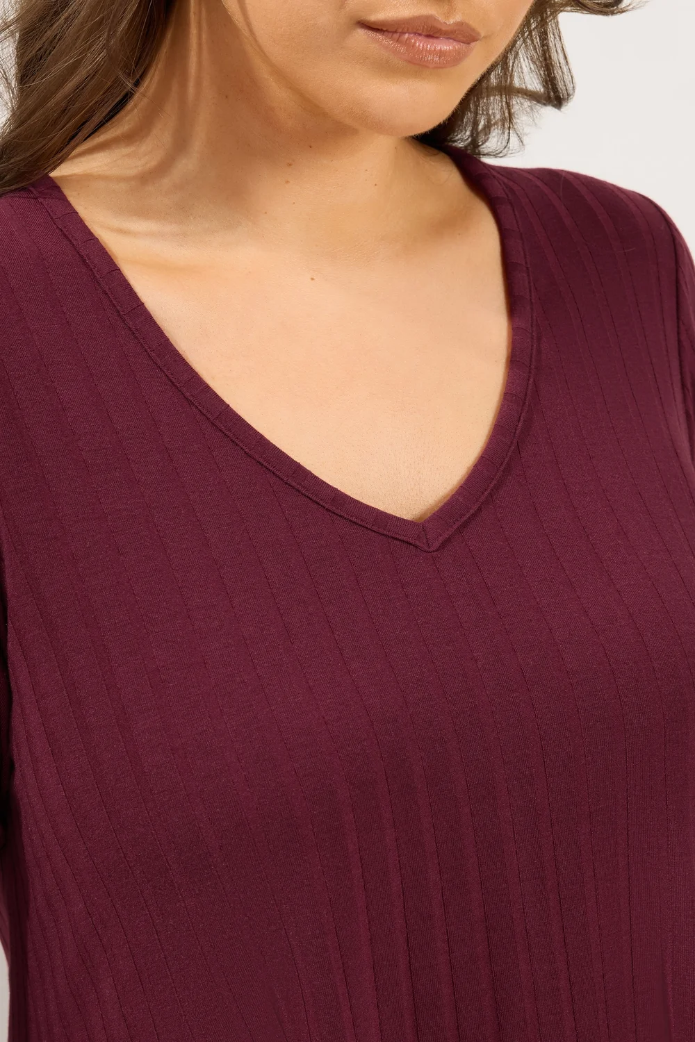 Yours Curve Red Plunge Neck Ribbed T-Shirt - 16 Image 4