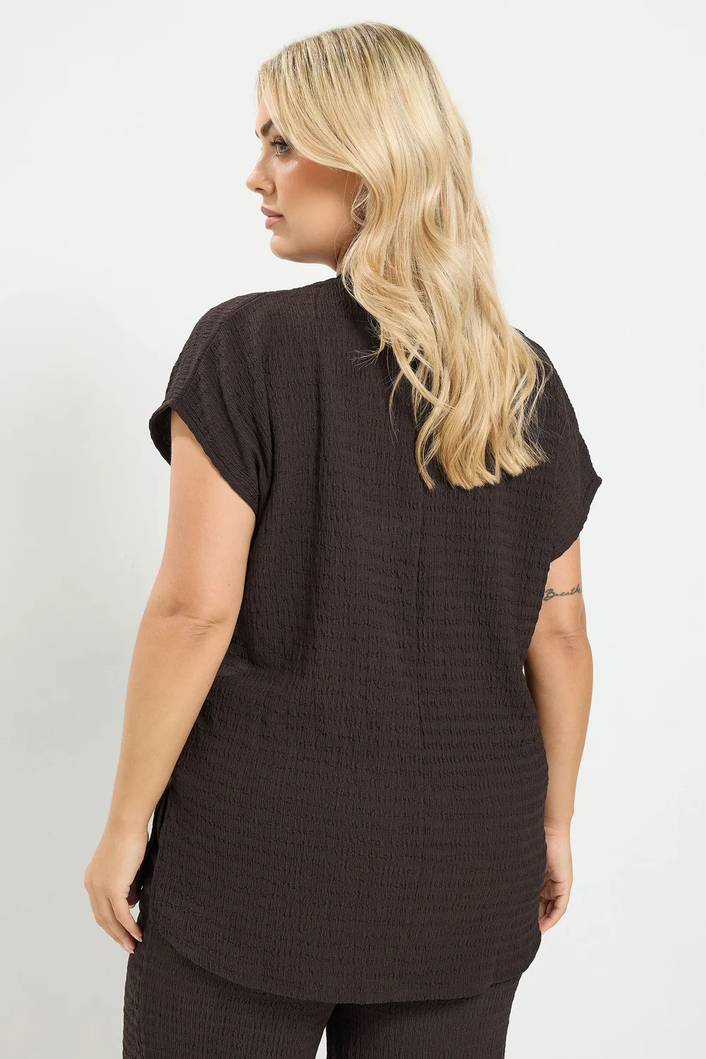 Yours Curve Chocolate Brown Textured T-Shirt - 20 Image 3