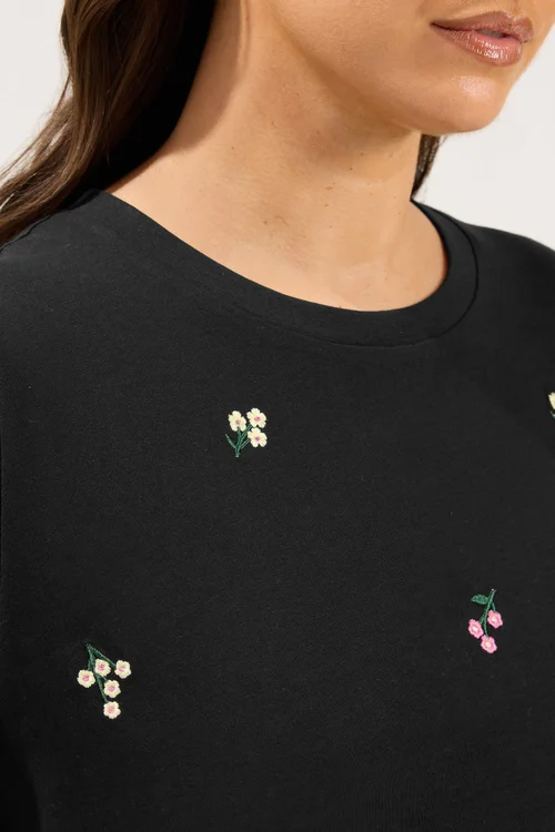 Yours Curve Black Embroidered Blossom T-Shirt - 20 Image 5