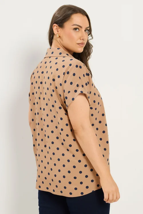 Yours Curve Natural Brown Polka Dot Pleat Front Shirt - 22-24 Image 4