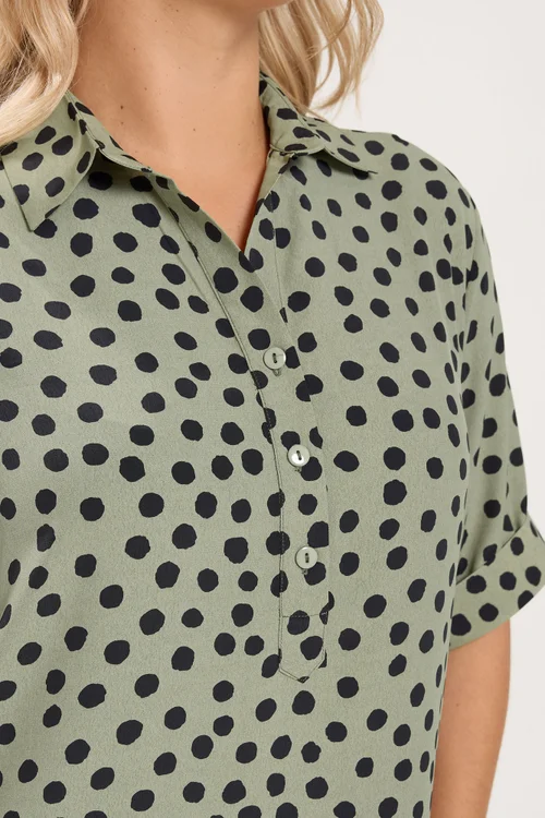 Yours Curve Khaki Green Polka Dot Half Placket Shirt - 20 Image 4