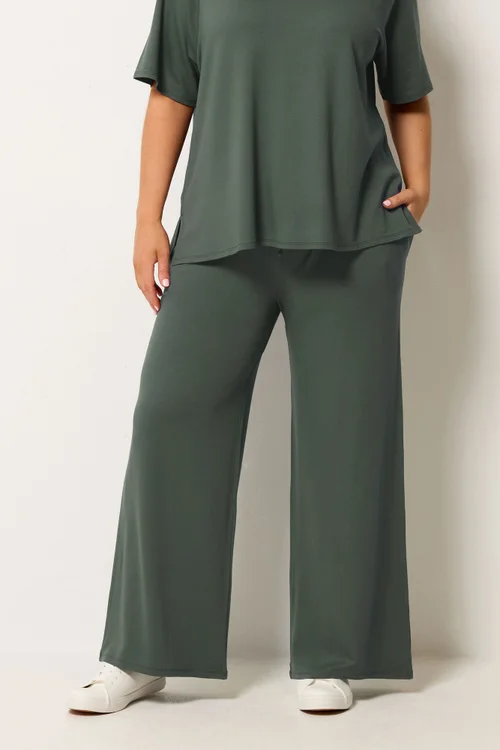 Yours Curve Green Soft Touch Wide Leg Joggers - 22-24/L30 Image 2