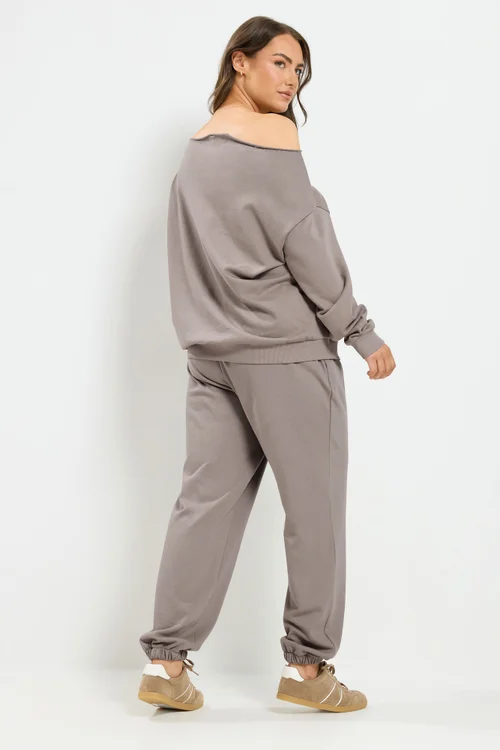 Yours Curve Brown 'Voyage' Off-Shoulder Sweatshirt & Jogger Set - 18 Image 3