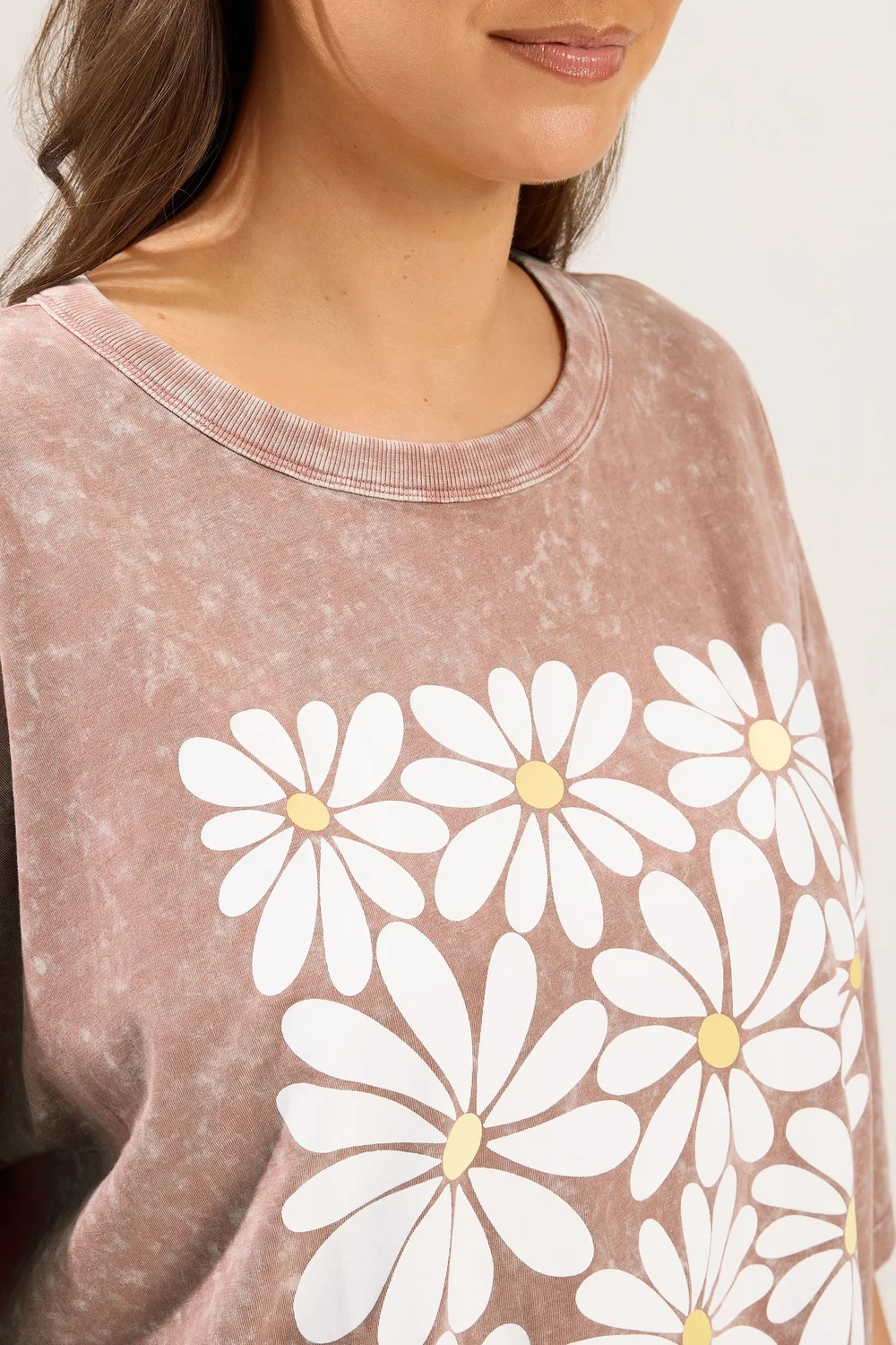 Yours Curve Pink Acid Wash Boxy Daisy Print T-Shirt - 18 Image 5