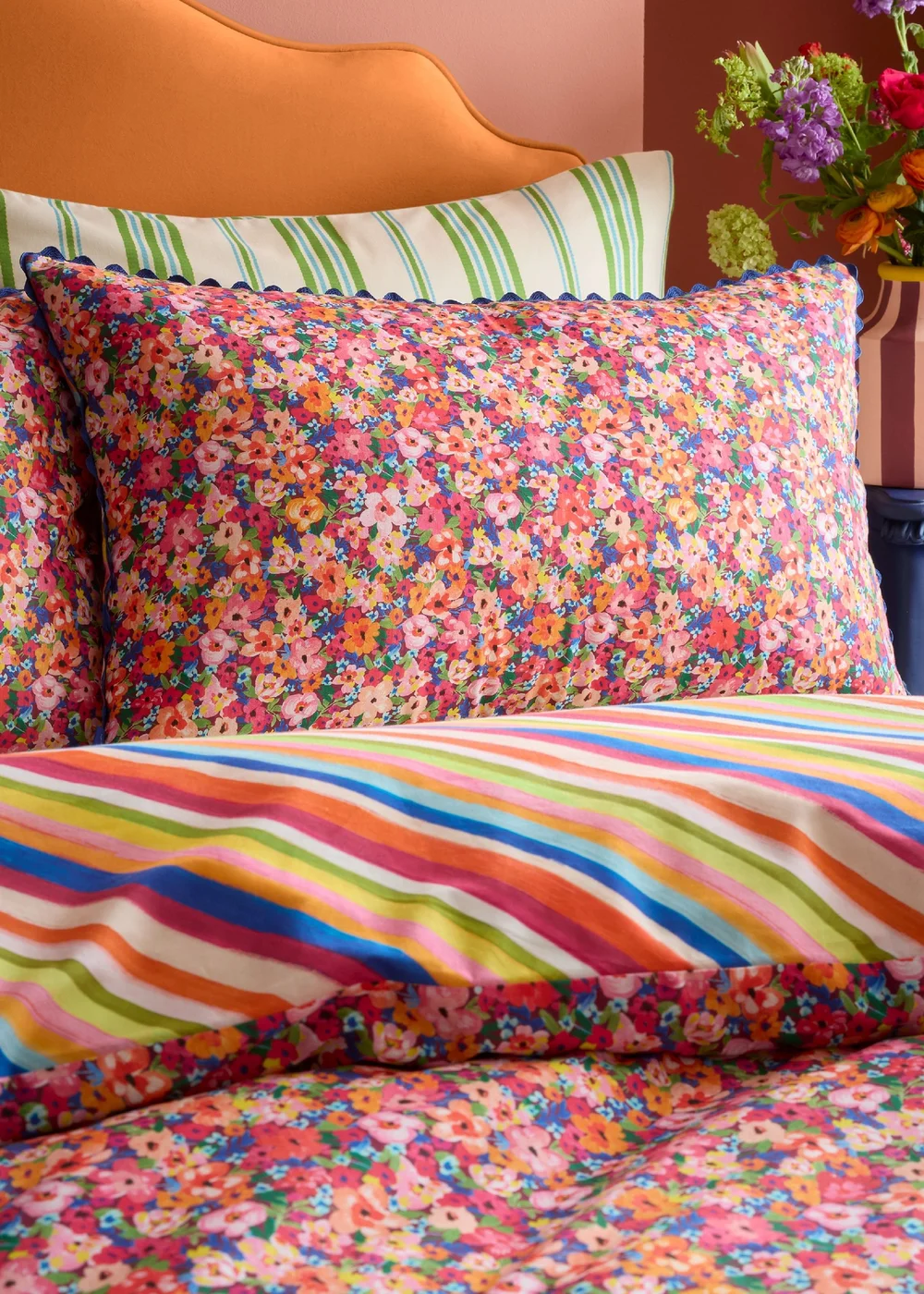 Sophie Robinson Darling Ditsy 100% Cotton Reversible Standard Pillow Case Bright - One Size Image 1