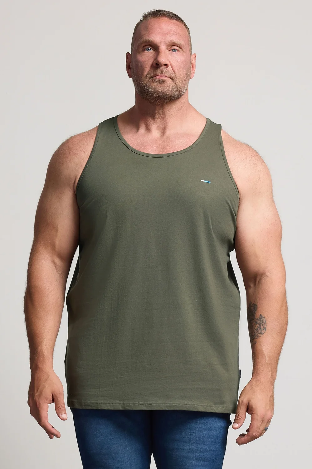 BadRhino Black & White 5 Pack Vest Tops - 4XL Image 2