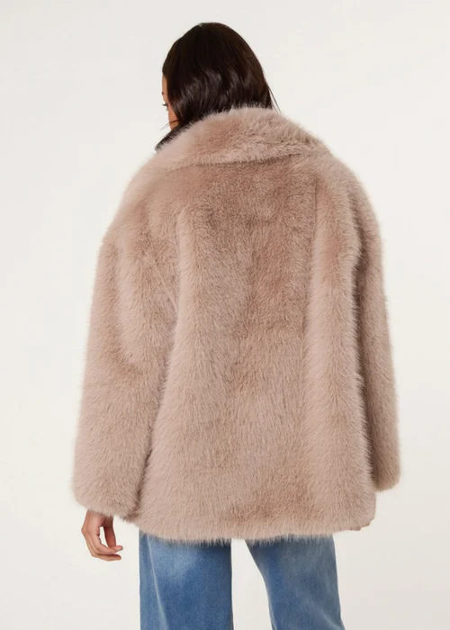 Blue Vanilla Beige Short Faux Fur Coat - 14-16 Image 5