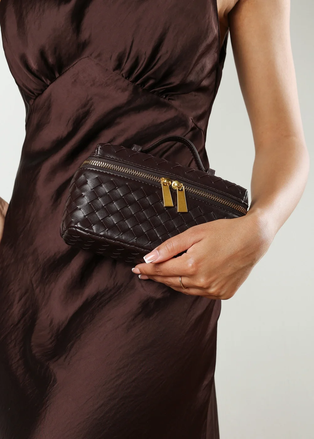 Where's That From Falyse Brown Woven Box Grab Bag - One Size Image 2