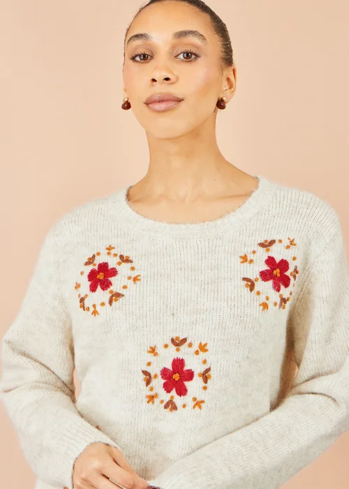 Yumi Ivory Patch Floral Embroidered Relaxed Jumper - M Image 4