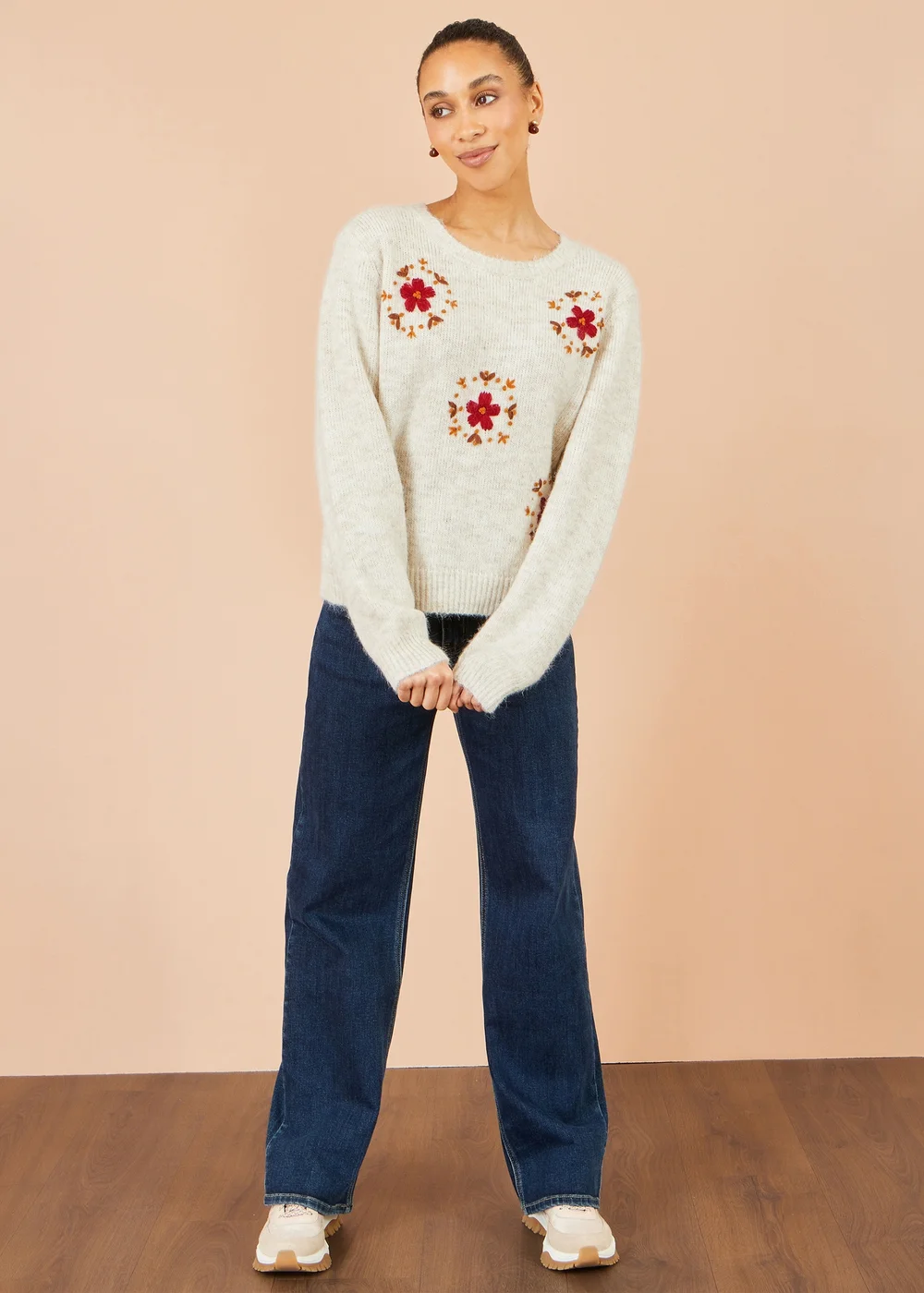 Yumi Ivory Patch Floral Embroidered Relaxed Jumper - M Image 2