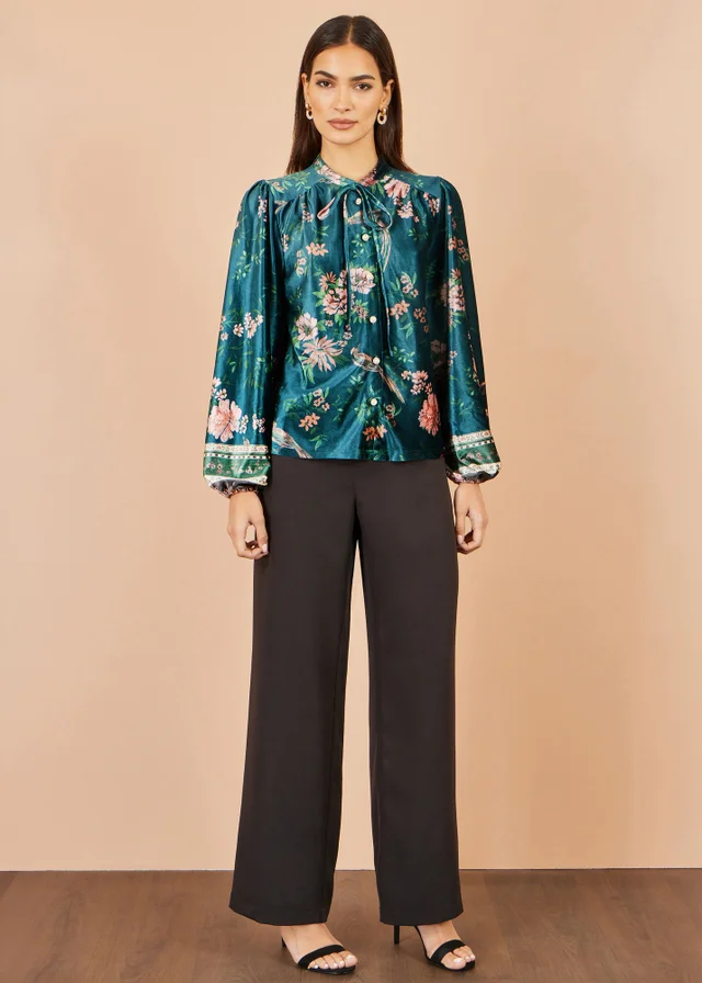 Yumi Green Floral Velvet Blouse With Tie Neckline