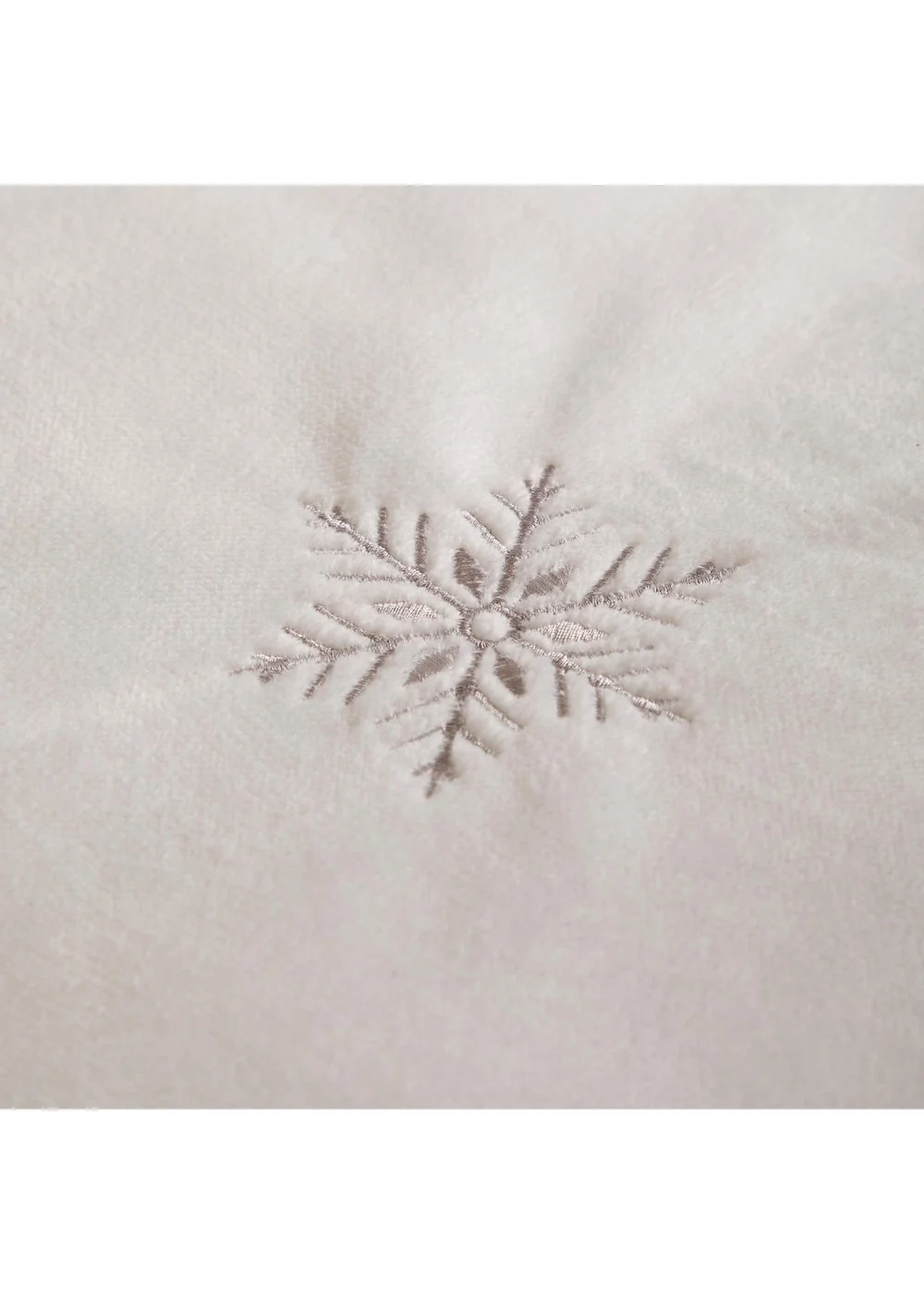 Paoletti Frosted Snowflake King Embroidered Fleece Duvet Sets White - Double Image 3