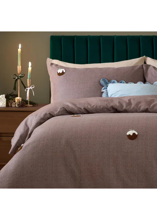Furn Christmas Pudding Tufted King Duvet Sets Chocolate - Single Image 3