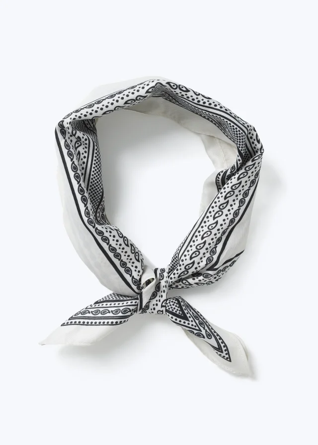 Muse Cream and Black Paisley Triangle Scarf
