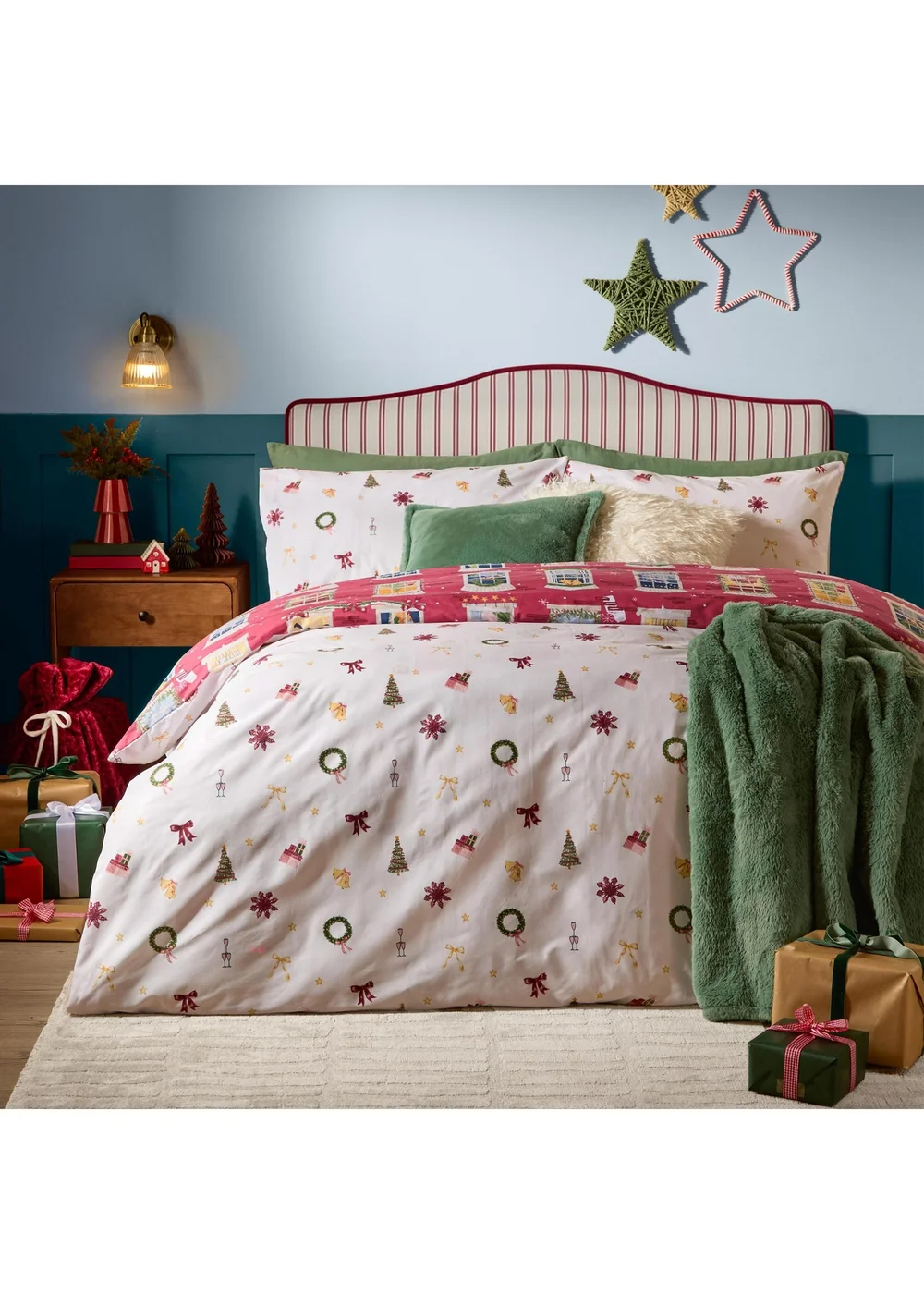 Furn Christmas Eve Double Reversible Duvet Sets Cranberry - Double Image 2
