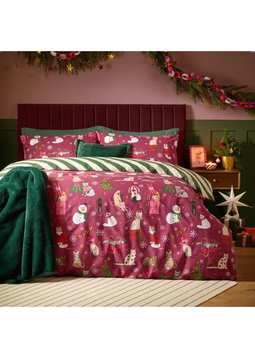Furn Feline Festive Double Reversible Christmas Duvet Sets Purrgundy - Single Image 1