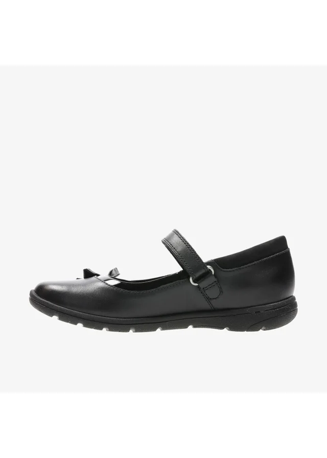 Clarks School Girls Black Venture Star Leather Extra Wide