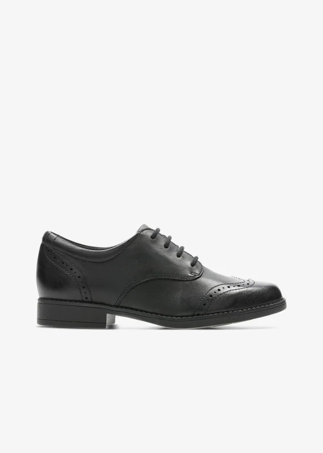Clarks School Girls Black Sami Walk K Leather Standard