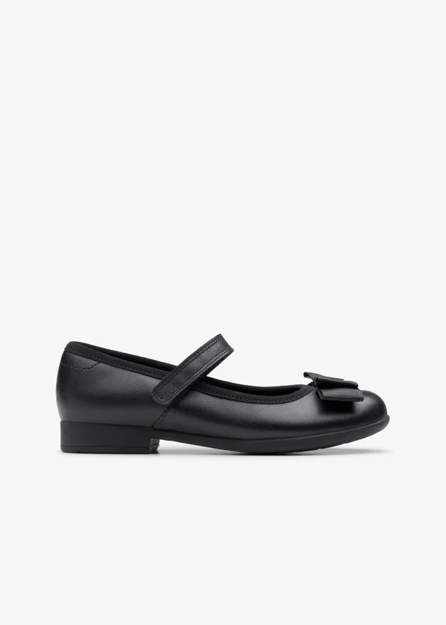 Clarks School Girls Black Scala Tap Kid Leather Narrow