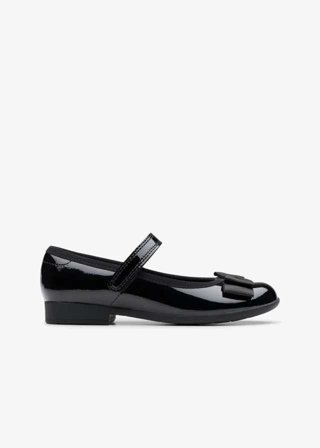 Clarks School Girls Black Scala Tap Kid Patent Extra Wide