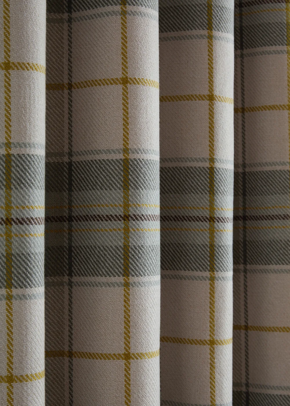 Catherine Lansfield Brushed Woven Glencoe Check Thermal Eyelet Door Panel Green - 66W X 84D (168x213 Image 3