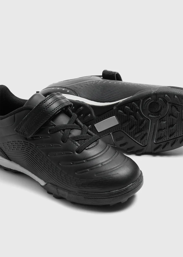 Boys Black Astro Trainers (Younger 8-Older 6)