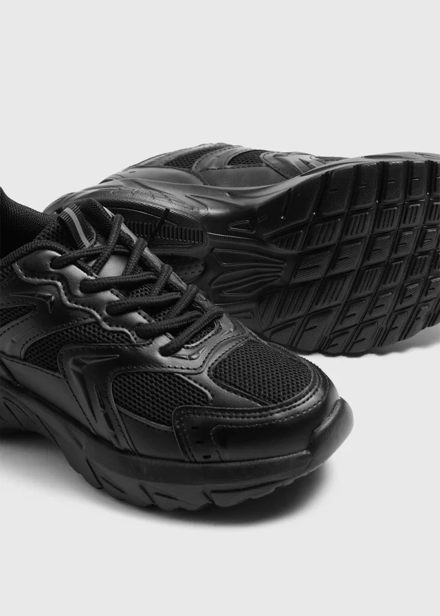 Boys Black Chunky School Trainers (Younger 10-Older 6)