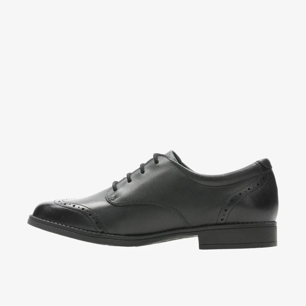 Clarks School Sami Walk Youth Black Leather Wide - 4 Image 2